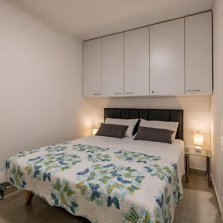 Nikol 아파트 스플리트